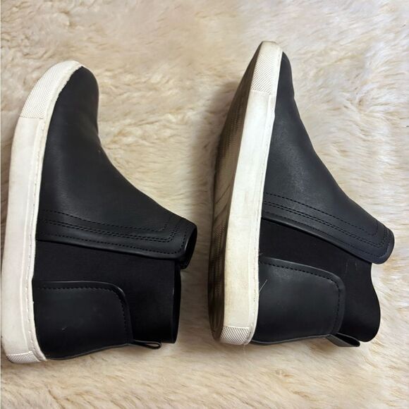 Kenneth Cole Women's Reaction, Jodi, Slip-On Shoes-Black size 6 - Picture 4 of 7